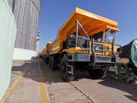 Внедорожный самосвал TL849