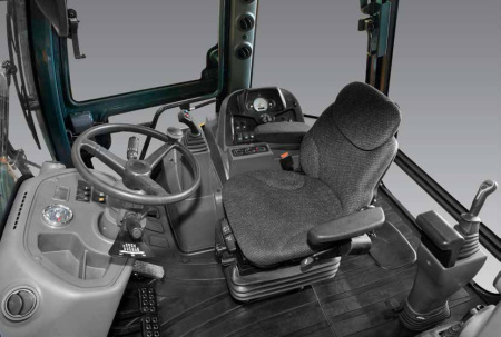 Экскаватор-погрузчик Hyundai H940S Hyundai