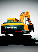 Колесный экскаватор Hyundai R180W-9S