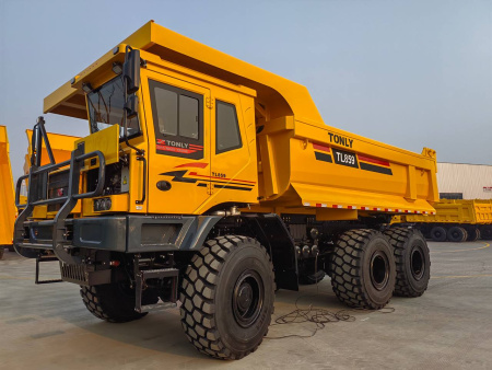 Внедорожный самосвал TL859