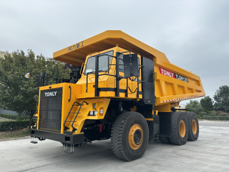Карьерный самосвал TLDH135