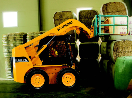 Мини-погрузчик Hyundai HSL850-7A Hyundai